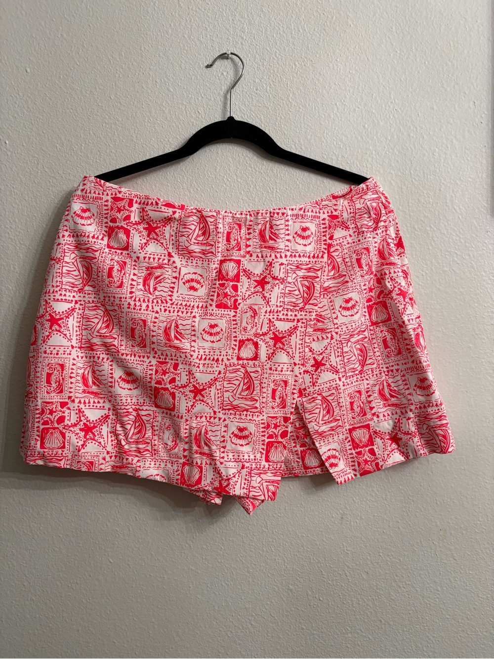 Lilly Pulitzer Women's Alicent Mini Skort
Seaside Harbour Mizner Red Size 12